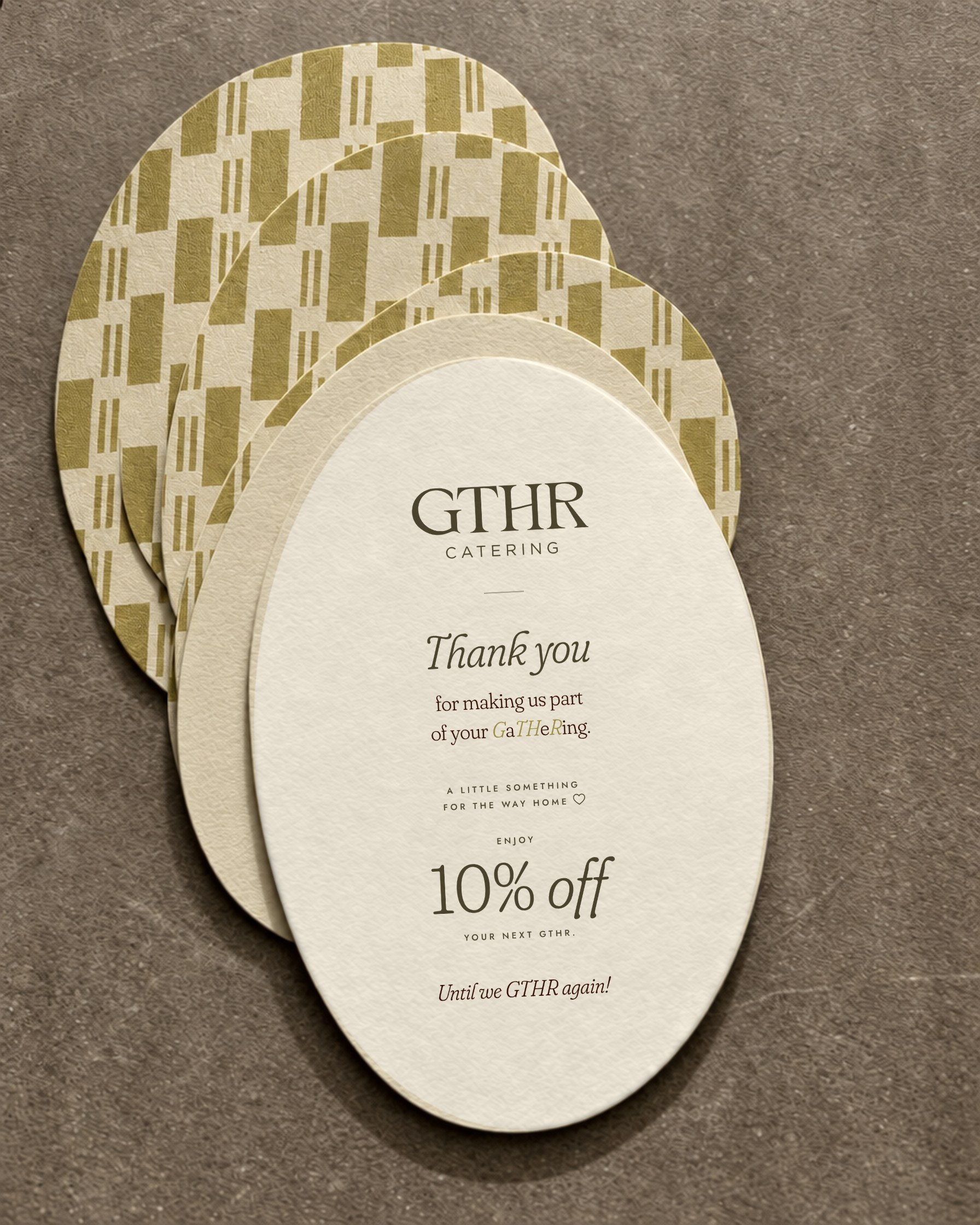 Oval thank-you card